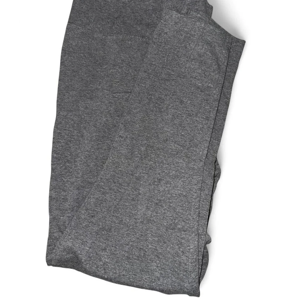 Grey Everlast sportswear leggings #fitness

grey, high-waisted - Picture 2 of 4
